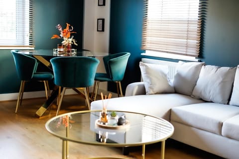 Living room, Seating area, Dining area