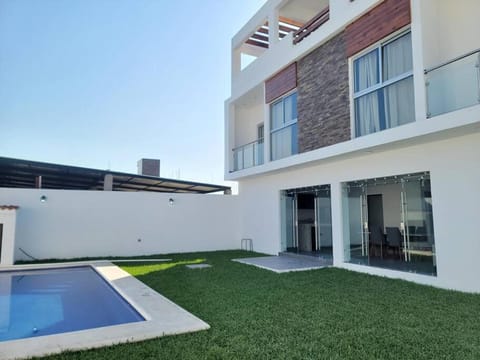 Garden, Pool view