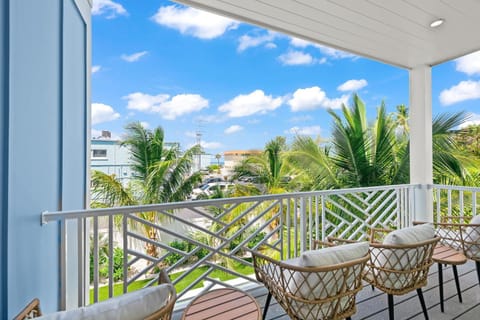 Beach View Paradise House in Bradenton Beach