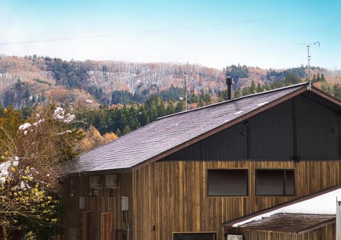 Property building, Day, Natural landscape, Mountain view