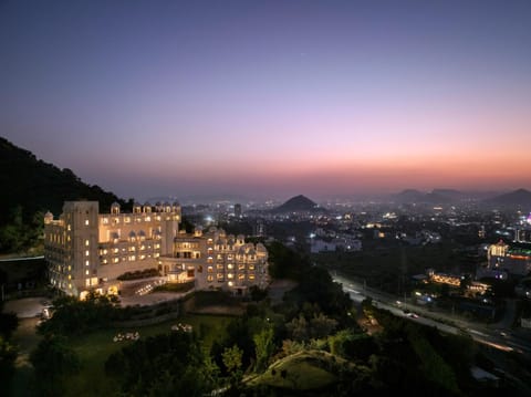 Property building, Facade/entrance, City view, Sunset