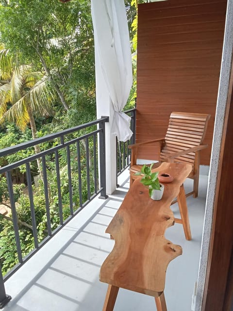 Balcony/Terrace, Garden view