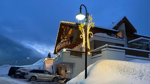 Chasa Monthani Condominio in Saint Anton am Arlberg