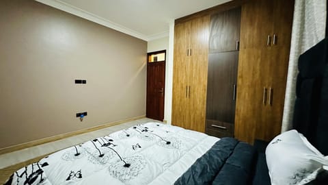 Matty Living Hill Top 1Bedroom Kyanja Apartment in Kampala