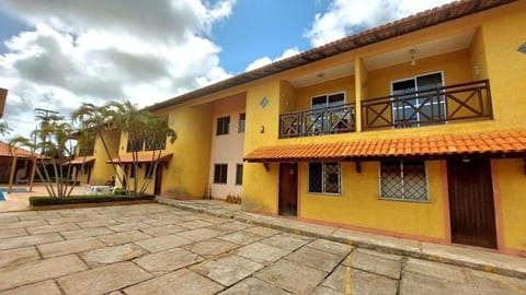 Condominio Sol Poente House in State of Pará