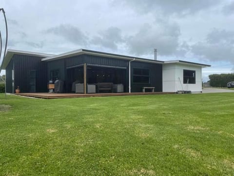 Large Family Home House in New Plymouth