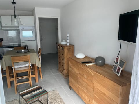 Fort-Mahon-Plage: À deux pas de la plage, appartement neuf avec balcon et garage - FR-1-482-134 Apartment in Fort-Mahon-Plage