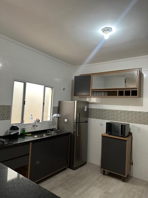 Kitchen or kitchenette, minibar, pet friendly, stove