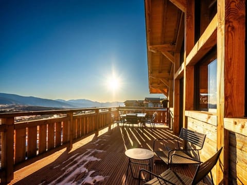 Balcony/Terrace, Mountain view