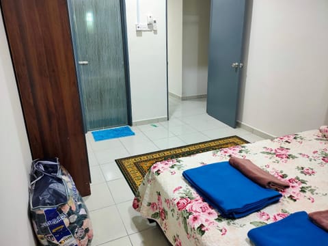Homestay Fayyadh Teluk Intan 3Room2Bath House in Perak Tengah District