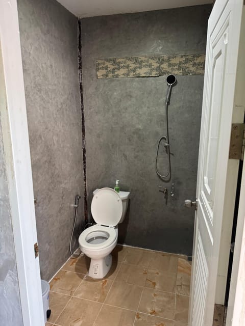 Lanta natural hut garden Campground/ 
RV Resort in Sala Dan