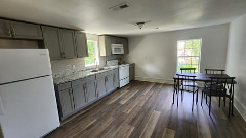 Apartment Retreat Condo in Roanoke