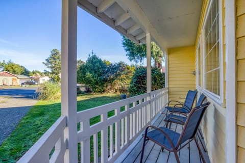 Sasquatch Lodge House in Waldport