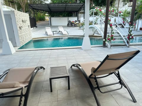 Pheonix Golf Pool Resort Villa Villa in Pattaya City