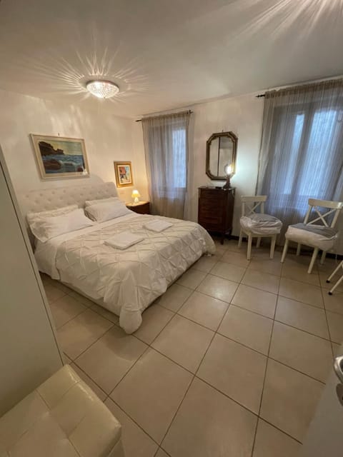 New View Canal Lovers Apartment Apartment in San Marco