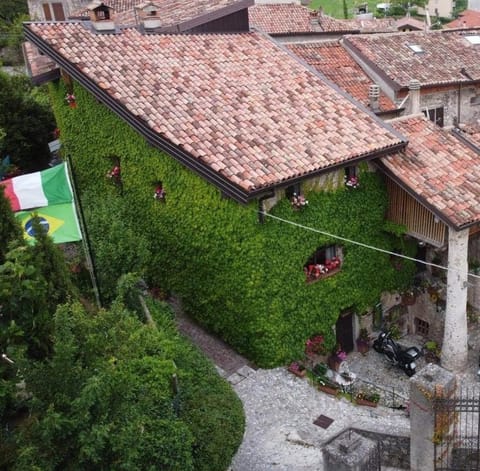 Il Fienile House in Tremosine