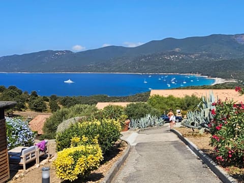 Villa 78 Alba Rossa Piscine chauffée et Plage de Cupabia House in Coti-Chiavari