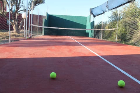 Tennis court