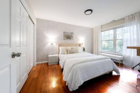 Modern Luxury minutes from NYC+Free Parking! Casa in Newark