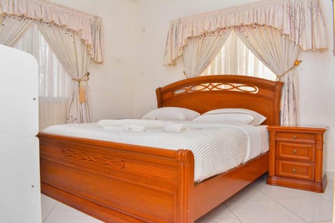Three Palms Home Bed and Breakfast in Mombasa County