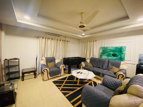 The Bright Side , 1BHK Spacious Apartment Condo in Islamabad