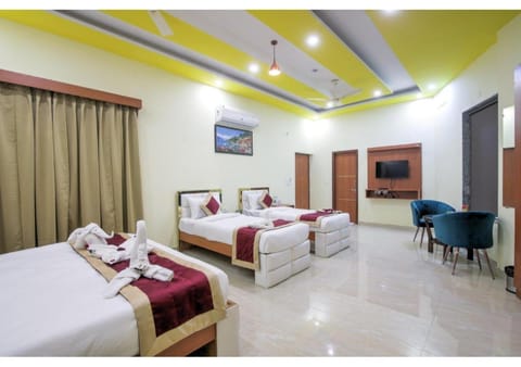 Amit House Bed and Breakfast in Noida