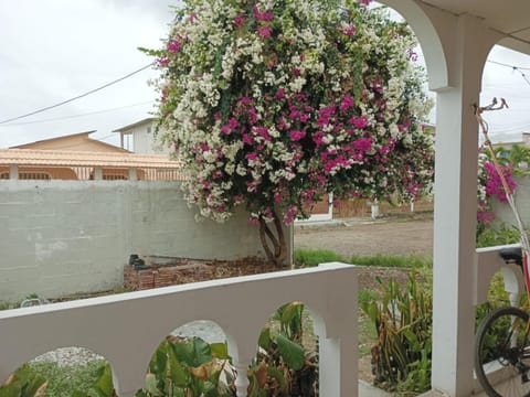 A orillas del paraiso House in Playas