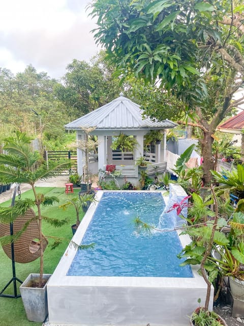 Lovely Villa in Tagaytay with Pool & Full Taal View Apartment in Tagaytay