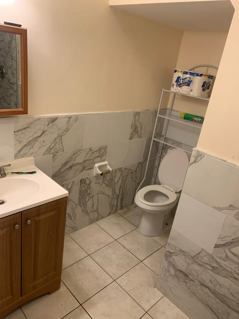 Toilet, Bathroom