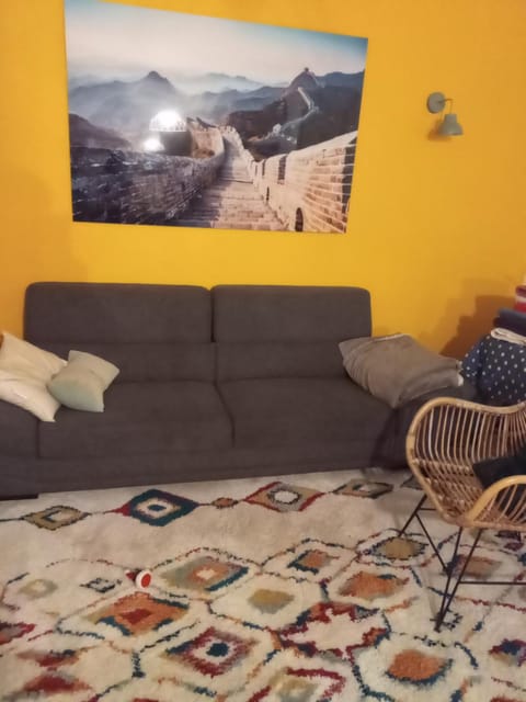 Living room, Internal: Not applicable to any particular room