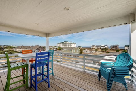 KH152 Ocean Breeze House in Southern Shores