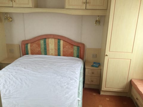 H2 Apartment in Tirymynach