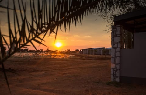 Natural landscape, Area and facilities, Sunset