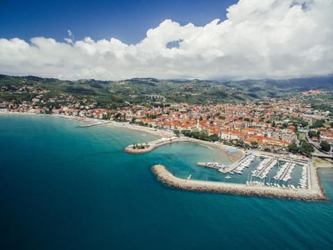 Bird's eye view, Beach, City view