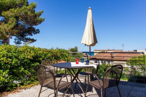 Balcony/Terrace, Dining area