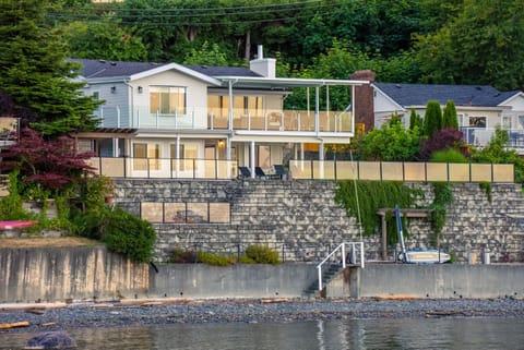 Property building, Day, Natural landscape