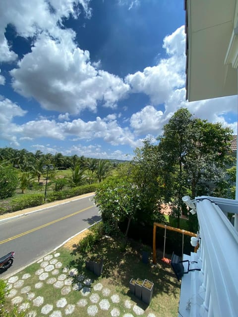 Spring, Day, Neighbourhood, Natural landscape, Garden, View (from property/room), Balcony/Terrace, Garden view