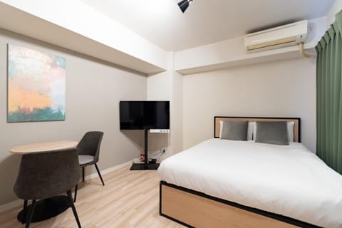 Bed, TV and multimedia, Photo of the whole room, Bedroom, air conditioner