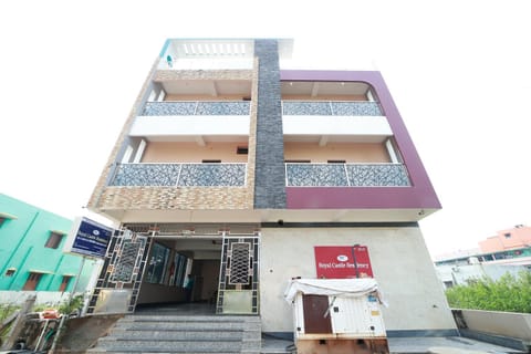 Royal Castle Residency Apartment in Puducherry, India