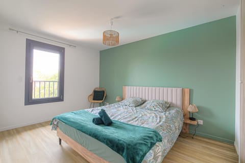 Sunny House - Villa 4 chambres - Saint Genis Les Ollières Villa in Tassin-la-Demi-Lune