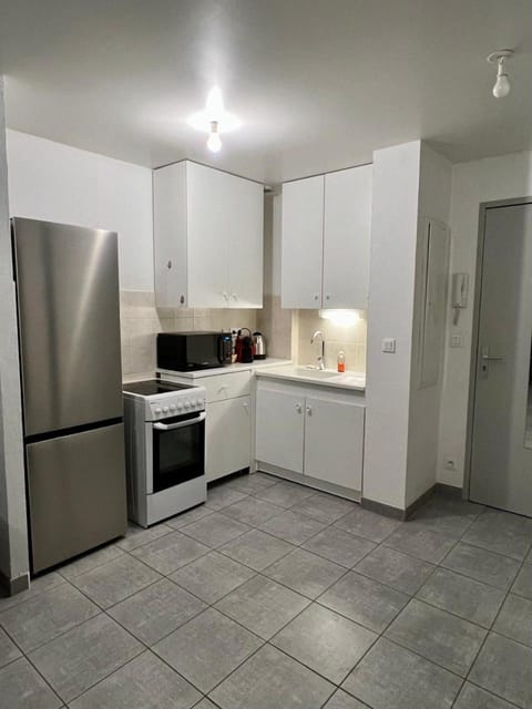 Coffee/tea facilities, Kitchen or kitchenette, pet friendly, stove, kitchen