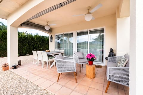 Patio, View (from property/room), Balcony/Terrace