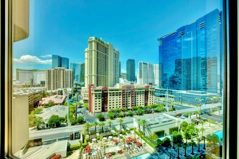 Strip View Suites - No Resort Fee ! Apartment in Las Vegas Strip