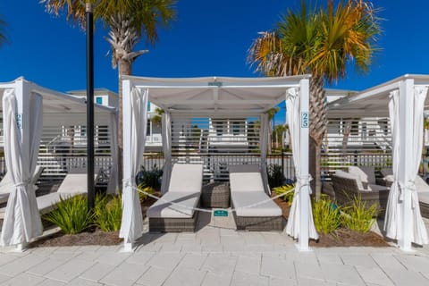 Beach Village Resort By Liquid Life Hotel in Orange Beach