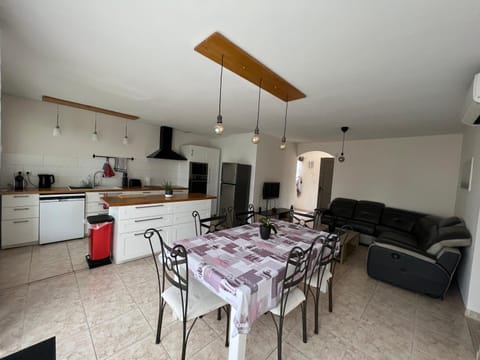 Villa complète House in Nimes