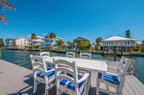 Aqua Bay House in Holmes Beach