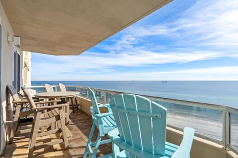 The Enclave 904 Apartment in Orange Beach