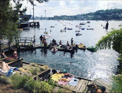 Perch - Lakeview Charm House in Lake Union