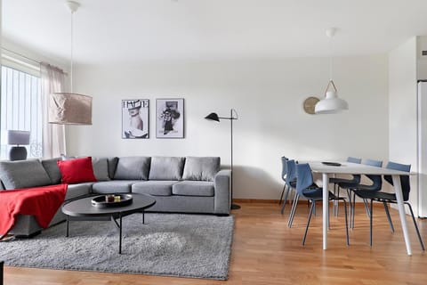 Living room, Seating area, Dining area