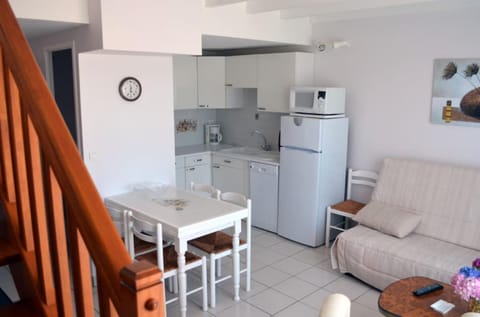 Property building, Kitchen or kitchenette